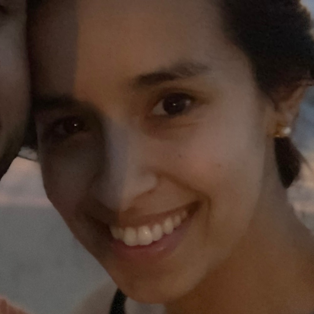 Meet your Posher, Noemi